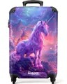 Produktbild: NoBoringSuitcases.com© Kinderkoffer Lila Einhorn in magischer Umgebung 55x35x20cm, 4 Rollen, Handgepäck-Koffer, Kinderkoffer, Reisekoffer Mädchen