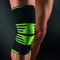 Produktbild: BORT ActiveColor Sport Kniebandage L schw./grün 1 ST
