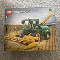 Produktbild: LEGO TECHNIC: John Deere 9700 Forage Harvester (42168)