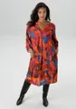 Produktbild: Aniston PLUS Druckkleid extravaganter, grafischer Druck