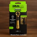 Produktbild: GilletteLabs mit Reinigungs-Element, Rasierer für Männer Champion Gold Edition,