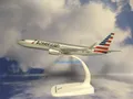 Produktbild: Herpa Wings 1:200  Boeing 737Max 8  American N306RC  614580  Modellairport500