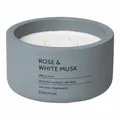 Produktbild: Blomus FRAGA Duftkerze Rose & White Musk, Duft Kerze, Beton, flintstone, 7 cm