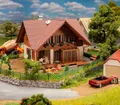 Produktbild: FALLER Gebäude-Bausatz 1:87 / Spur H0 Einfamilienhaus Rustica #130659