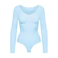 Produktbild: creamy fabrics Damen Figurformender Shapewear Bodysuit mit String – Longsleeve Body für unsichtbaren Sitz – Starke Kompression Bauch & Taille – Nahtlos mit Po-Lifting Effekt