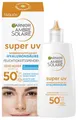 Produktbild: Garnier Ambre Solaire LSF 50+ Super UV Fluid, mit Hyaluronsäure für tägliche Pflege, ultraleicht & mattierend für das Gesicht, unsichtbar, Schutz vor Sonnenbrand & Pigmentflecken, 40ml