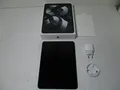 Produktbild: Apple iPad Air 5 (2022) 64GB MM9C3FD/A Grau Wifi Tablet SN: MY674G4MC7-