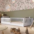 Produktbild: Crazy Pine Kinderbett 100x200 cm – Massives Montessori Bodenbett aus Holz in Weiß mit Rausfallschutz – Sicheres Kleinkindbett – Skandinavisches Design, Leichte Montage - Crazy Basic