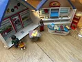 Produktbild: Playmobil 70111 - City Life - Imbiss Burgerladen American Diner - Spielbox