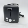 Produktbild: Amazon Basics 2-Scheiben Toaster mit 7 Bräunungsstufen und Herausnehmbarer Krüme
