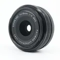 Produktbild: Fujifilm XF 18mm f/2 R Gebrauchtware | Normale Gebrauchsspuren | 12 Monate Garantie | ✔️ Temporär mit Kostenlose Geschenkbox