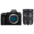Produktbild: Panasonic DC-S5II + Sigma AF 28-70mm f/2,8 DG DN