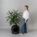 Produktbild: RHRQuality Katzentoilette Flower XXL Blackline – Versteckte Katzentoilette – Für große Katzen – Mit großem Eingang (51 cm) und abnehmbarer Oberseite – Schwarz