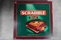Produktbild: Mattel Scrabble Deluxe 53581 drehbares Spielbrett Holzsteine vollständig