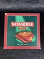 Produktbild: Scrabble Deluxe-Komplett Holz Drehteller Gitterspielfläche von Mattel Brettspiel
