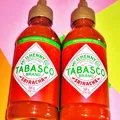 Produktbild: TABASCO SRIRACHA Hot Chili Sauce 600g ( 2 x 300g 256ml ) Original US