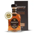 Produktbild: Single Malt Whisky BRIGANTIA Classic 700ml – preisgekrönt, aromatisch & mild mit 43% Vol. aus edlen Eichenfässern – 0,7l deutscher Whiskey mit Geschenkbox - Edeldestillate von Steinhauser am Bodensee