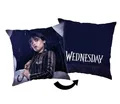 Produktbild: Jerry Fabrics Wednesday Addams Kissen 40 x 40 cm – wendbares quadratisches Kissen mit Regenszene – Netflix-Serie Geschenk, violetter weicher Überwurf, Addams Family Decor