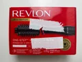 Produktbild: Revlon One-Step Volumiser Plus – gebraucht, voll funktionsfähig, OVP defekt
