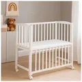 Produktbild: Baby Delux Baby Beistellbett weiß 90x40 cm Babybett Stubenwagen höhenverstellbar mobil mit Rädern und Matratze