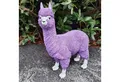 Produktbild: Aspinaworld Gartenfigur Lila Alpaka Figur 45 cm wetterfest