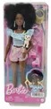 Produktbild: Barbie Stehpuppe Mattel HPL77 Barbie Puppe mit Afro Style Rollschuhe Pink trendiges Out
