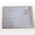 Produktbild: essence Adventskalender 2023 DIY x-mas mail From North Pole Make Up Adventskalen