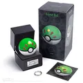 Produktbild: The Wand Company Poké Ball Authentic Replica - Realistic, Electronic, Die-Cast Poké Ball with Display Case Light Features – Officially Licensed by Pokémon