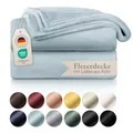 Produktbild: Blumtal Kuscheldecke flauschig - Oeko-TEX zertifizierte Fleecedecke 150x200 cm - Wohndecke 150x200 cm - Decke Couch als Wohn- & Kuscheldecke - Flauschdecke - Wohndecke Kuscheldecke Hellbau