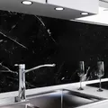 Produktbild: danario Küchenrückwand selbstklebend - Matt - Spritzschutz Küche - versteifte PET Folie - 0,4 mm - Marmor schwarz - 80cm x 500cm