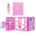 Produktbild: Barbie Traumkleiderschrank Spielzeug, Spielset mit blonder Modepuppe, Moden und Accessoires, knapp 1 m breit mit mehr als 25 Teilen, 3 vollständige Looks, HXD58
