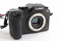 Produktbild: Panasonic Lumix DMC-G70 Body, neuwertig, 2000 Auslösungen, extra Zubehörpaket