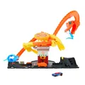 Produktbild: Hot Wheels City Spielzeugauto-Trackset, Pizza-Kobra-Angriff, Schlangenschwanz-Spiralbahn mit Randomizer, 1 Fahrzeug im Maßstab 1:64, HTN81