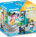 Produktbild: Urlauber mit Geldautomat