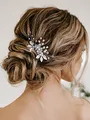 Produktbild: Vakkery Braut Hochzeit Haarkamm Silber Perle Kopfschmuck Blatt Hochzeit Haarschmuck für Damen und Mädchen