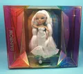 Produktbild: Roxie Grand Puppe Rainbow High Holiday Edition 2022 Neu OVP