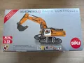 Produktbild: SIKU, Funkgesteuerter Raupenbagger R980 SME LIEBHERR, 1/32, SIK6740