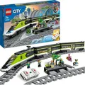 Produktbild: LEGO 60337 City Personen-Schnellzug, Set mit ferngesteuertem Zug, Eisenbahn-Spielzeug mit Scheinwerfern, 2 Wagen und 24 Schienen-Elementen, Geschen... - Bronze