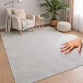 Produktbild: carpet city Waschbarer Teppich Einfarbig Kurzflor - 120x160 cm in Grau - Weich & Soft-Touch Haptik - rutschfest & Pflegeleicht - Teppich für Wohnzimmer, Schlafzimmer & Flur