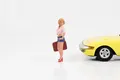 Produktbild: 1:18 Figur Mia Blond mit Shorts Urlaub Koffer Figuren American Diorama
