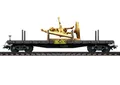 Produktbild: Märklin 48837 - Flachwagen AC/DC Stiff Upper Lip, Spur H0, beladen mit Messing Figur von Angus Young