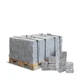 Produktbild: Palette 1000 kg Granit Pflastersteine 10×10×8 cm – gesägt | gespalten geflammt