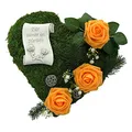 Produktbild: Radami Grabgesteck Grabschmuck Grabaufleger Moosherz Grabherz Trauerherz Grab Herz Gesteck Rosen mit Schriftrolle Für Immer im Herzen (Rosen Orange)