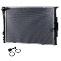 Produktbild: BESTPRICE 1x Motorkühler Wasserkühler für PKW mit Schaltgetriebe Kompatibel mit BMW 1 (E81), 1 (E87), 1 Cabriolet (E88), 3 (E90), 3 Touring (E91), X1 (E84)