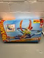 Produktbild: Hot Wheels Stunttrack Unendliche Crash-Action Spielset mit Die-Cast-(NEUWERTIG)