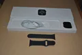 Produktbild: Apple Watch SE (2022) 40mm Mitternacht Aluminiumgehäuse mit Sportarmband Top