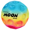 Produktbild: Waboba Moon Ball – am Höchsten Springender Gummiball – Patentiertes Original-Design – Ballkrater Erzeugen beim Aufprall ein knallendes Geräusch – Leicht Greifbar – Flummies für Kinder - Rainbow - 65mm