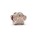 Produktbild: PANDORA Funkelnder Pfotenabdruck Charm aus 14 Karat rosévergoldeter Metalllegierung mit Zirkonia - Kompatibel mit PANDORA Moments Armbänder