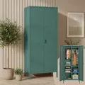 Produktbild: skølm Ituri Metallschrank Dunkelgrün – Kleiderschrank mit 6 Fächern & 2 Kleiderstangen – Garderobenschrank Flur 80 cm breit – Schlafzimmerschrank Industrial Style – Stahlschrank für Wohnzimmer & Büro