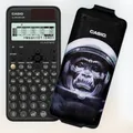 Produktbild: Casio FX-991 DE CW technisch wissenschaftlicher Taschenrechner + Art-Case Monkey